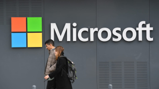 “Microsoft” Sam Altmanı işə götürdükdən sonra səhmləri rekord həddə çatdı